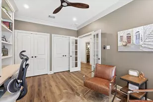 944 Spring Creek Dr, Grapevine, TX 76051 - Photo 10