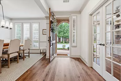 944 Spring Creek Drive, Grapevine, TX 76051 - Photo 6