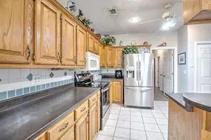 1219 Kiowa Dr E, Lake Kiowa, TX 76240 - Photo 10