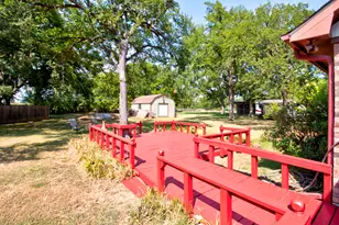 1219 Kiowa Dr E, Lake Kiowa, TX 76240 - Photo 28