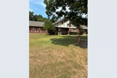 1219 Kiowa Drive E, Lake Kiowa, TX 76240 - Photo 2