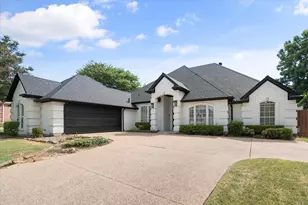 812 Turnberry Dr, Mansfield, TX 76063 - Photo 1
