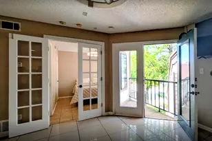 2312 Balsam Dr, Arlington, TX 76006 - Photo 10