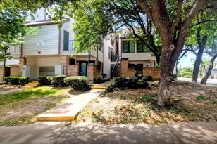 2312 Balsam Dr, Arlington, TX 76006 - Photo 2