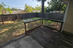 1719 W Parnell St, Denison, TX 75020 - Photo 2