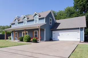 310 Glen Rose Ave, Cleburne, TX 76033 - Photo 2