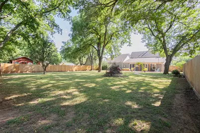 310 Glen Rose Avenue, Cleburne, TX 76033 - Photo 22