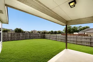 900 Cheryl St, Crowley, TX 76036 - Photo 18