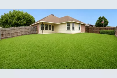 900 Cheryl Street, Crowley, TX 76036 - Photo 18