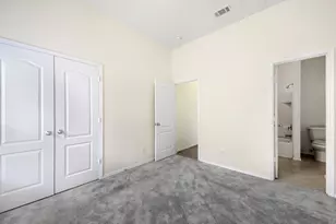 900 Cheryl St, Crowley, TX 76036 - Photo 14