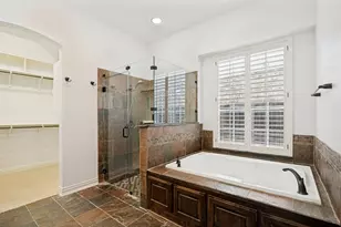 10715 Dixon Branch Dr, Dallas, TX 75218 - Photo 16