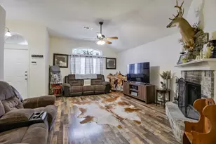 1230 Misty Dr, Midlothian, TX 76065 - Photo 6