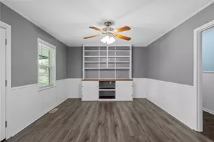 525 W 7th St, Crawford, TX 76638 - Photo 6