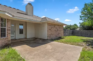 100 W Jade Dr, Hewitt, TX 76643 - Photo 22