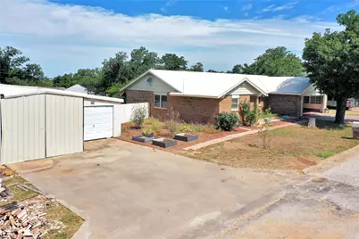 120 Brad Street, Jacksboro, TX 76458 - Photo 4