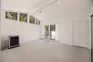 6715 Glenhurst Dr, Dallas, TX 75254 - Photo 14