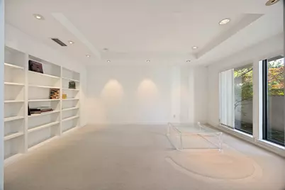 6715 Glenhurst Drive, Dallas, TX 75254 - Photo 14
