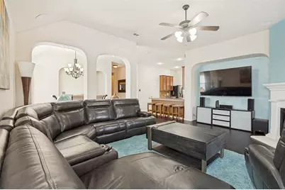 437 Castle Street, DeSoto, TX 75115 - Photo 8