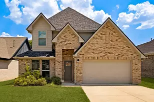 122 Elm Ln, Roanoke, TX 76262 - Photo 1