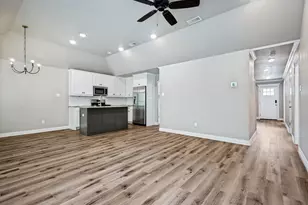 122 Elm Ln, Roanoke, TX 76262 - Photo 6
