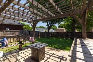 966 Cassion Dr, Lewisville, TX 75067 - Photo 20
