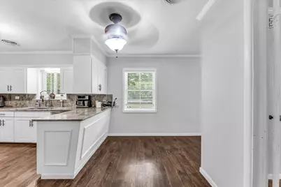 610 E Limestone Avenue, Mart, TX 76664 - Photo 6
