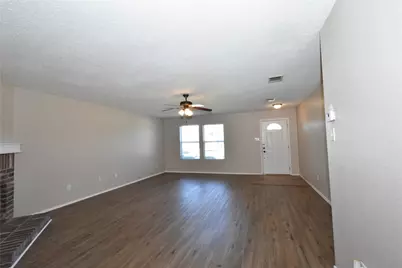 1130 Seneca Drive, Arlington, TX 76017 - Photo 2