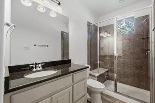 11907 Bamberg Ln, Frisco, TX 75035 - Photo 6