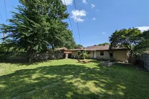 2209 Costa Mesa Dr, Dallas, TX 75228 - Photo 14