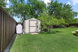 121 Sunset Ln, Whitewright, TX 75491 - Photo 38