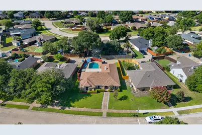 1810 Tiburon Bend, Lewisville, TX 75067 - Photo 6