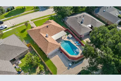 1810 Tiburon Bend, Lewisville, TX 75067 - Photo 10