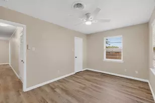 1016 Sproles Dr, Benbrook, TX 76126 - Photo 24