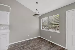 1122 Millview Dr, Arlington, TX 76012 - Photo 4