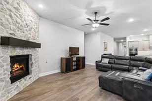 1812 Leo Dr, Van Alstyne, TX 75495 - Photo 16