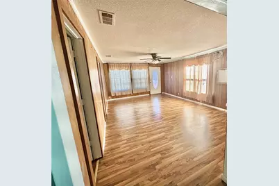 238 S 8th Street, Jacksboro, TX 76458 - Photo 6
