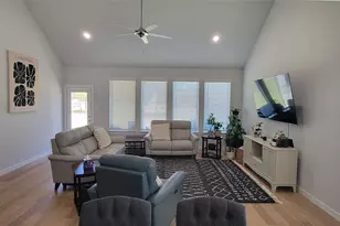 10508 Landry Blf Ln, Fort Worth, TX 76126 - Photo 6