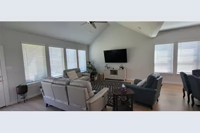 10508 Landry Bluff Lane, Fort Worth, TX 76126 - Photo 8