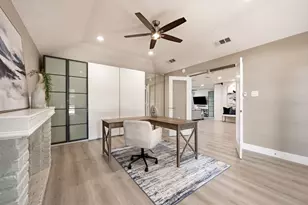 2105 Inverness Dr, Arlington, TX 76012 - Photo 6