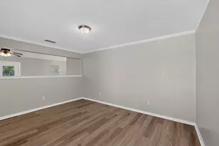 6608 Gary Ln, Fort Worth, TX 76112 - Photo 16