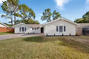 6608 Gary Ln, Fort Worth, TX 76112 - Photo 2