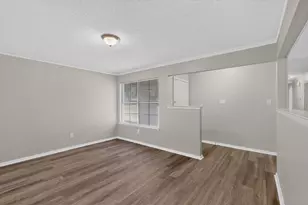 6608 Gary Ln, Fort Worth, TX 76112 - Photo 14