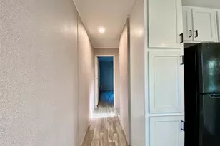 903 SW 24th St, Mineral Wells, TX 76067 - Photo 6