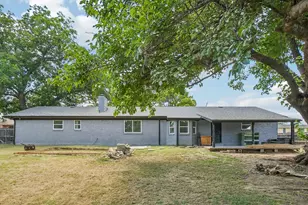 1224 Trailwood Dr, Hurst, TX 76053 - Photo 34