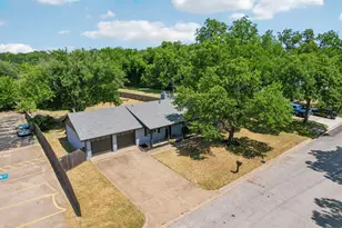 1224 Trailwood Dr, Hurst, TX 76053 - Photo 40