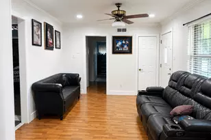 13706 Janwood Ln, Farmers Branch, TX 75234 - Photo 10