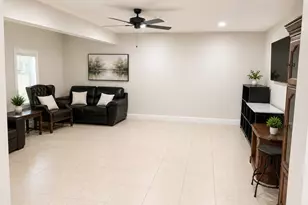 13706 Janwood Ln, Farmers Branch, TX 75234 - Photo 6