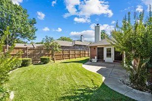 4219 Harvest Point Dr, Carrollton, TX 75010 - Photo 10