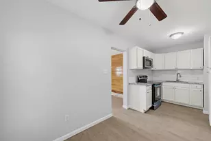 300 Emma St, Fort Worth, TX 76111 - Photo 20