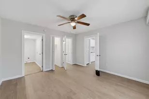 300 Emma St, Fort Worth, TX 76111 - Photo 10